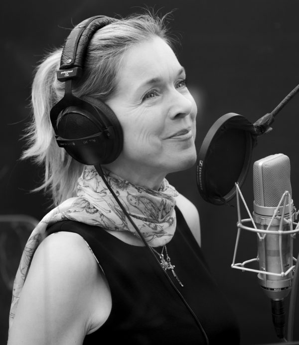 Janie Dee at the BBC 10